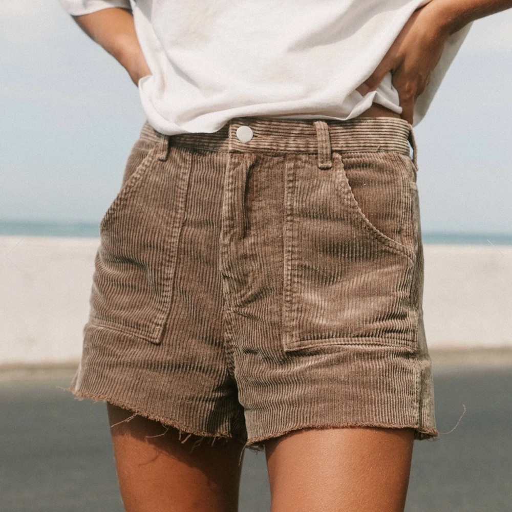 UNUSED Surf Locos Boneyard Corduroy Shorts - washed brown, size 27